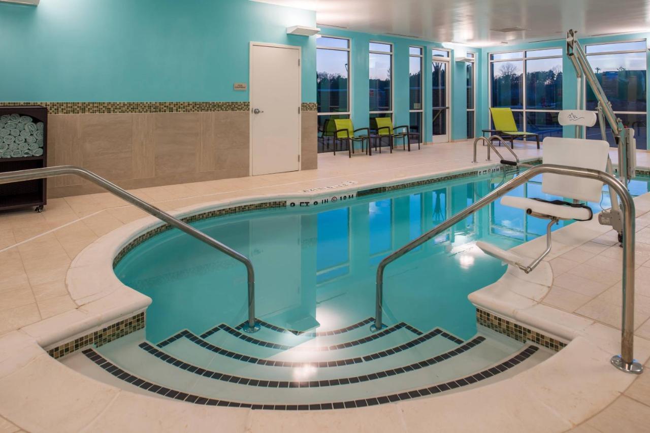 Springhill Suites By Marriott Greensboro Airport Экстерьер фото