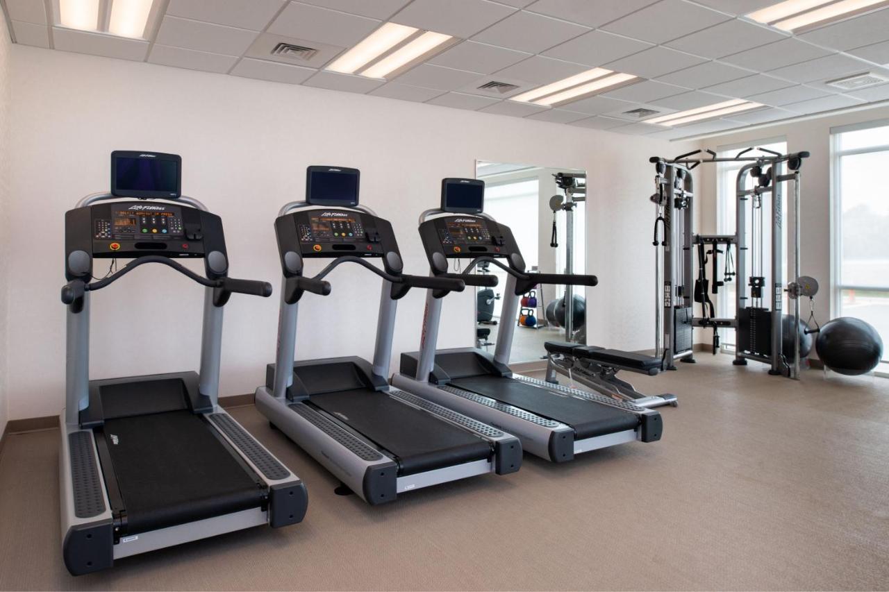 Springhill Suites By Marriott Greensboro Airport Экстерьер фото