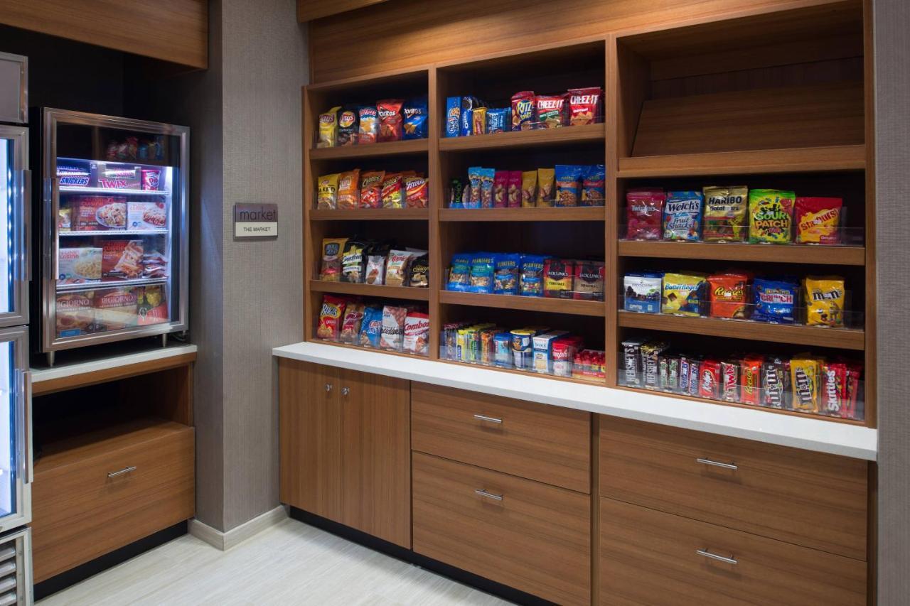 Springhill Suites By Marriott Greensboro Airport Экстерьер фото