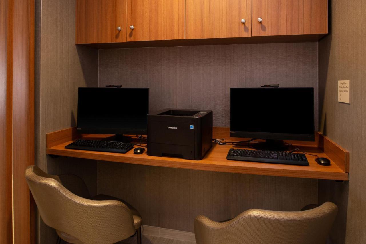 Springhill Suites By Marriott Greensboro Airport Экстерьер фото
