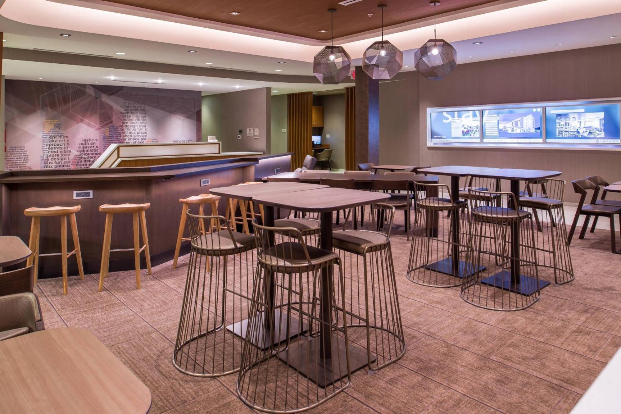 Springhill Suites By Marriott Greensboro Airport Экстерьер фото